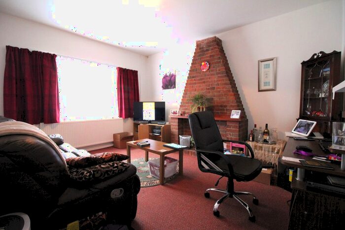 1 Bedroom Flat To Rent In The Street, Norwich, NR13