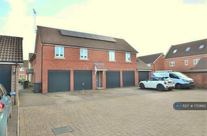 2 Bedroom Flat To Rent In Holbeach Drive Kingsway, Quedgeley, Gloucester, GL2
