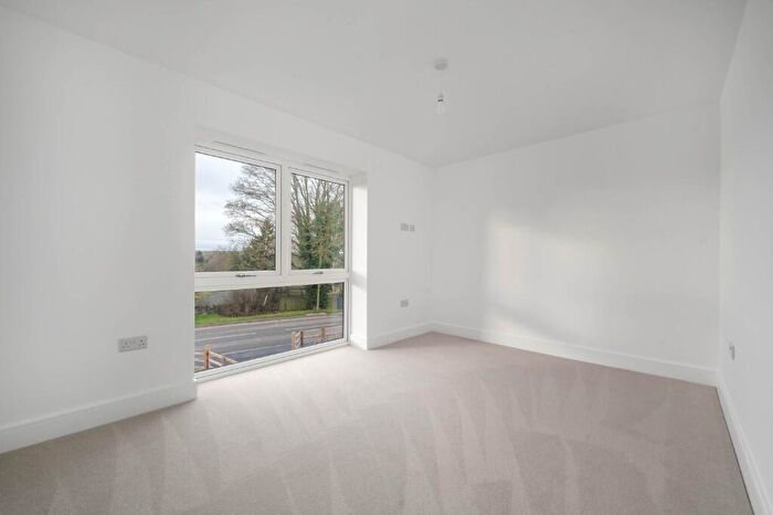 4 Bedroom Detached House For Sale In Stanion Road, Brigstock, Kettering, NN14