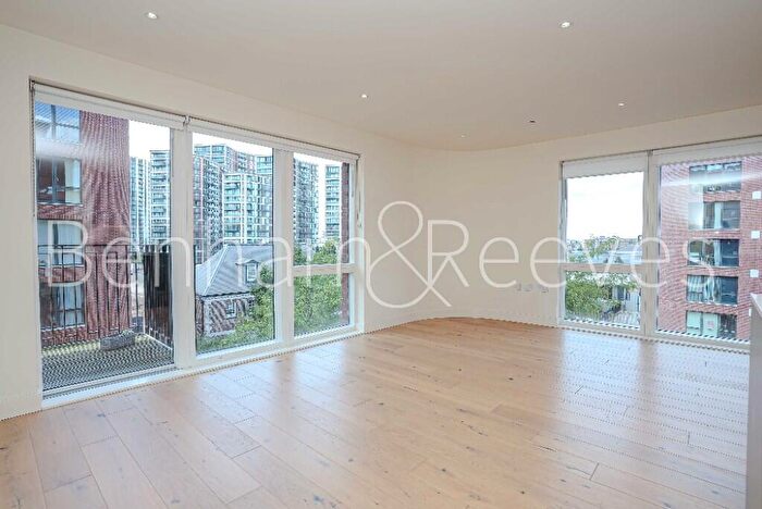 2 Bedroom Apartment To Rent In Thunderer Walk, Royal Arsenal Riverside, SE18