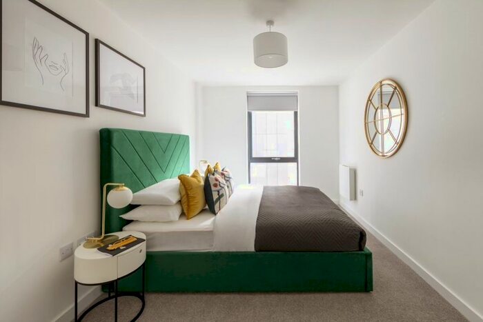 Studio To Rent In Lionel Street, Birmingham, B3