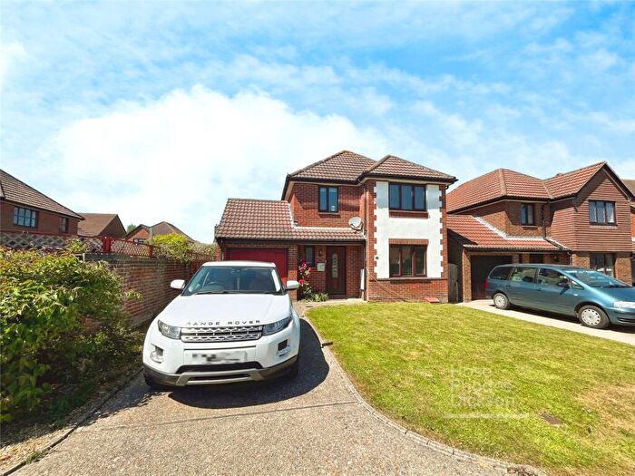 4 Bedroom Detached House For Sale In Sovereign Way, Ryde, Isle Of Wight, PO33
