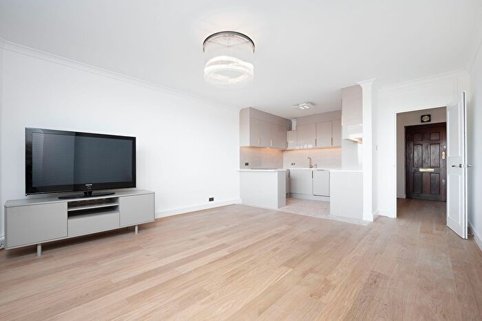 1 Bedroom Property To Rent In Cavendish House, Wellington Road, St Johns Wood, London, NW8