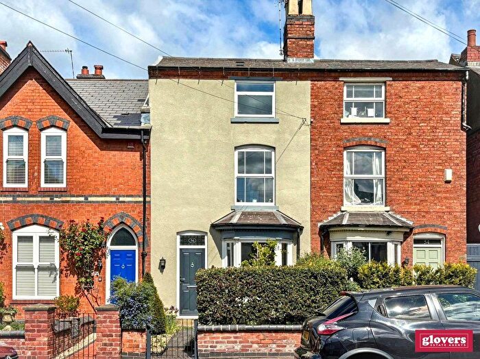 3 Bedroom Terraced House For Sale In Vicarage Road, Kings Heath, Birmingham, B14