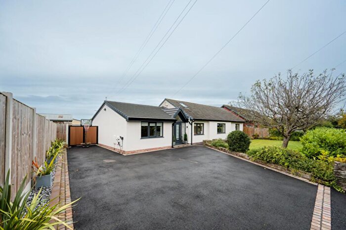 4 Bedroom Detached Bungalow For Sale In Dark Lane, Mawdesley, L40