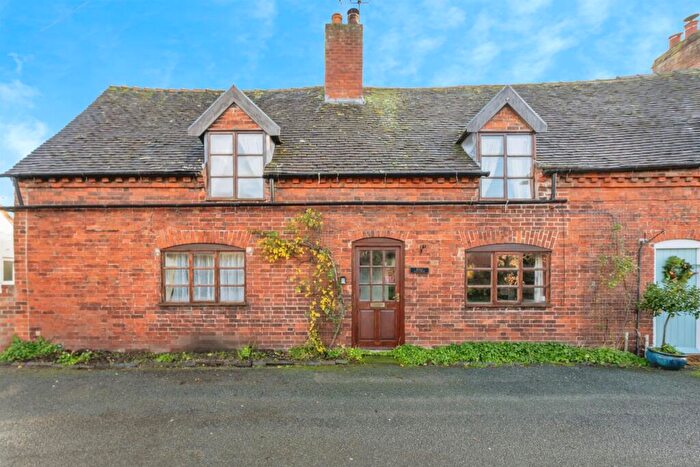 3 Bedroom Semi Detached House For Sale In Victoria Street, Yoxall, Burton-On-Trent, DE13