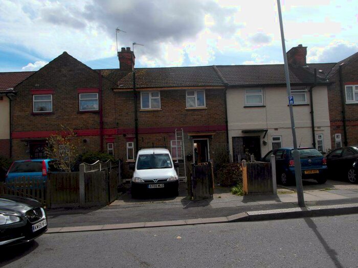 3 Bedroom House To Rent In Greenwood Gardens Hainault, IG6