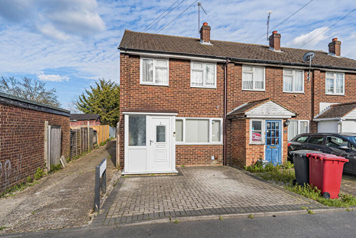 3 Bedroom End Of Terrace House For Sale In Barclay Court, Seymour Road, Slough, SL1