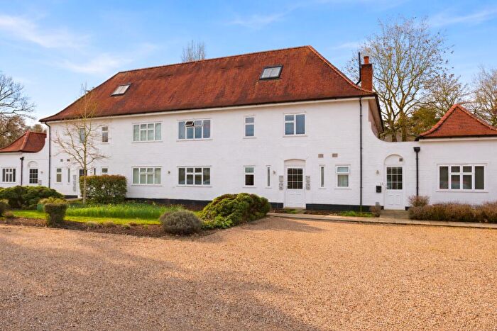 1 Bedroom Apartment For Sale In Green Oak House, Shenley Lane, London Colney, St. Albans, AL2