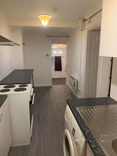 1 Bedroom Flat To Rent In High Street, Hanham, BS15