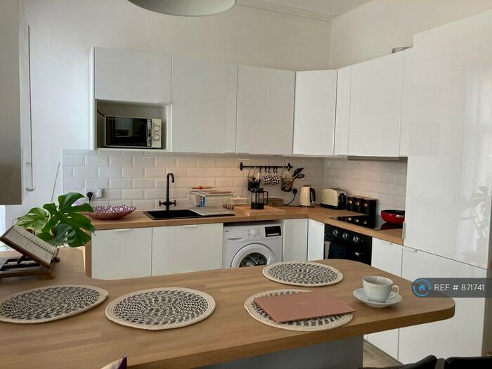 2 Bedroom Flat To Rent In Ethelbert Square, Westgate-On-Sea, CT8