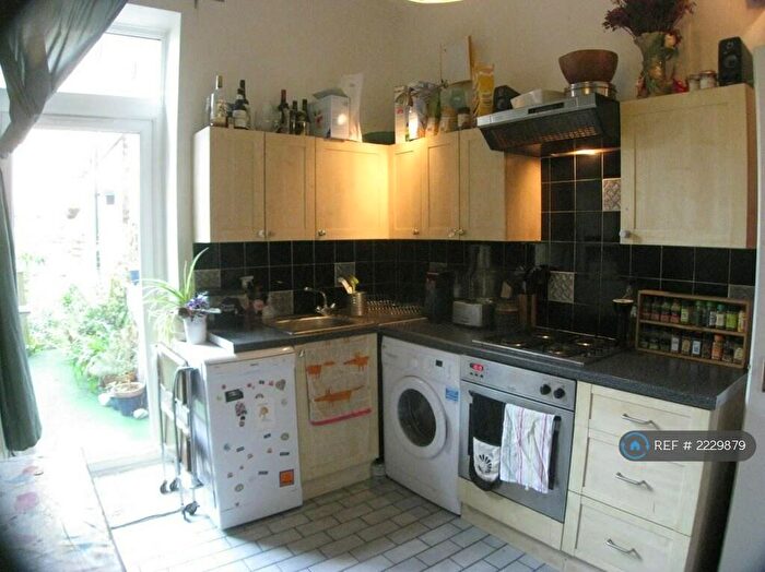 1 Bedroom Flat To Rent In Campsbourne Road, Crouch End, N8