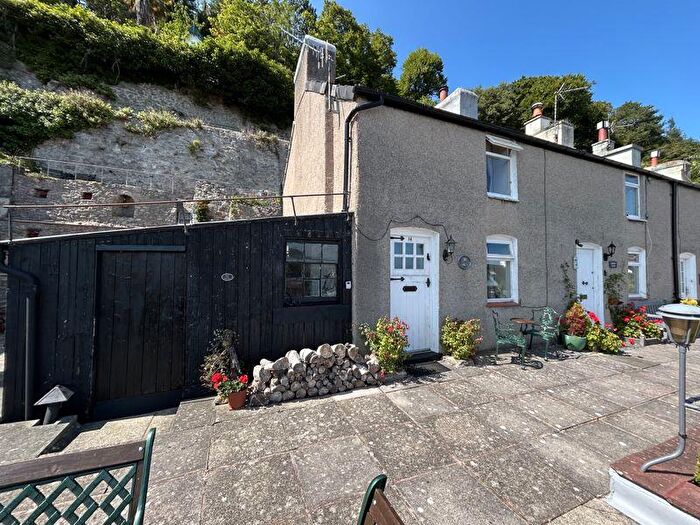 2 Bedroom Cottage For Sale In Cwlach Street, Llandudno, LL30