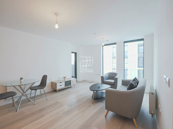 1 Bedroom Flat To Rent In Barley Lane, Stratford, E15