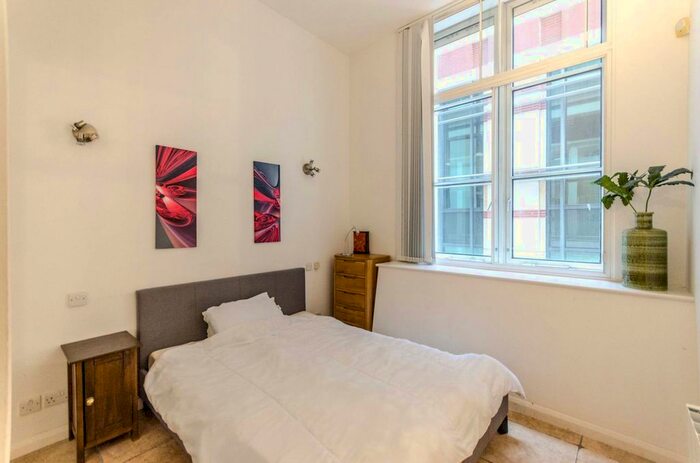 1 Bedroom Flat To Rent In Friar Street, Clerkenwell, London, EC4V