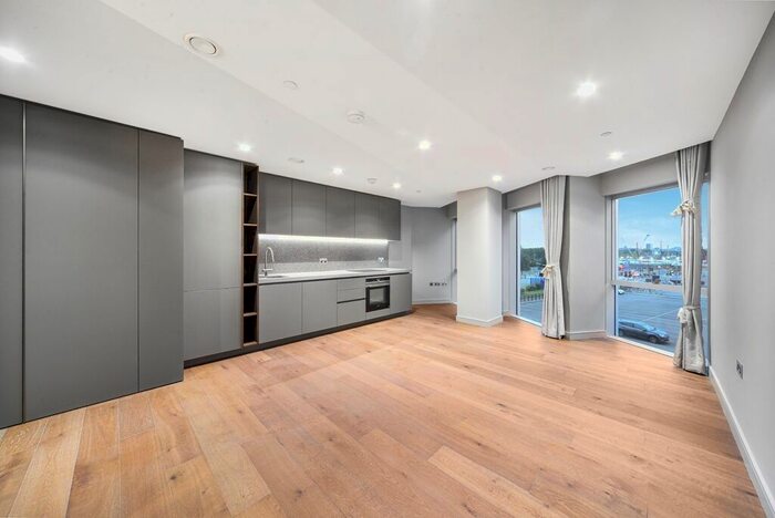 Studio To Rent In Cutter Lane, London, SE10