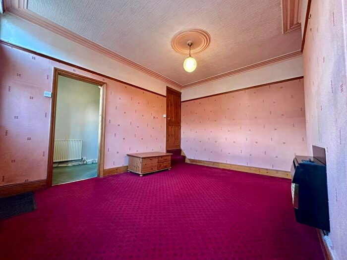 2 Bedroom Terraced House To Rent In Vinery Street, Leeds, LS9