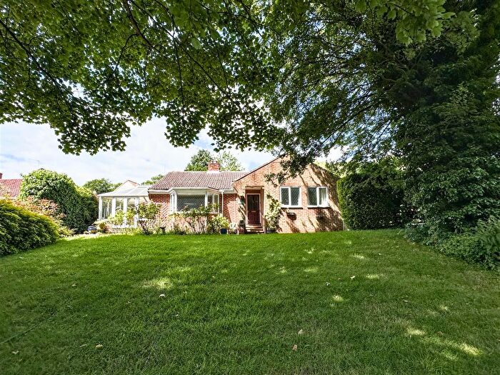 3 Bedroom Detached Bungalow For Sale In Back Lane, Ampleforth, York, YO62