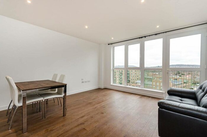 1 Bedroom Flat To Rent In Astell Road, Blackheath, London, SE3