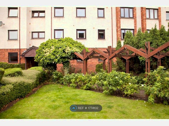 2 Bedroom Flat To Rent In South Lorne Place, Edinburgh, EH6