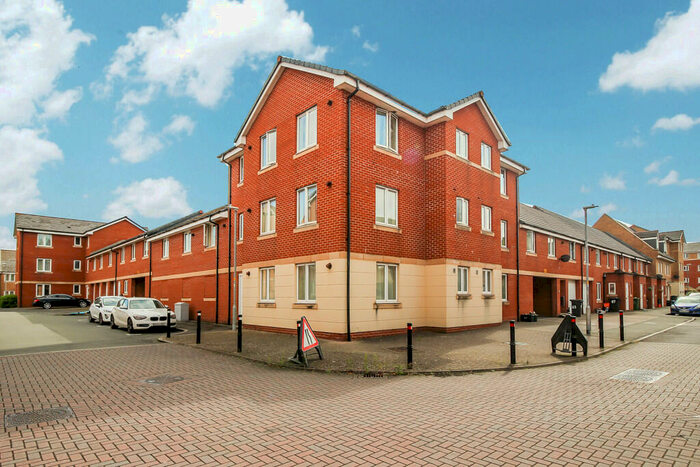 2 Bedroom Apartment To Rent In Padstow Road, Churchward, Swindon, SN2