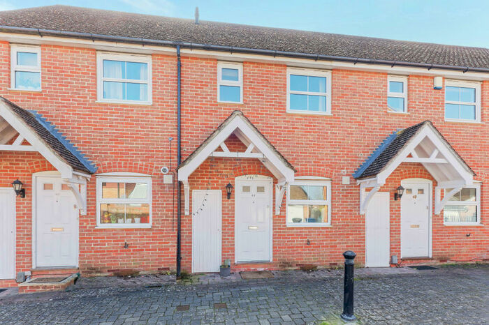 2 Bedroom Terraced House To Rent In East Hundreds Fleet, GU51
