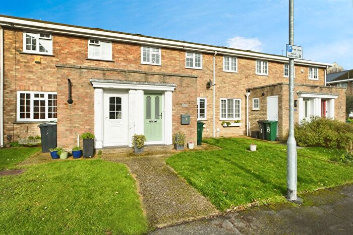 3 Bedroom Terraced House For Sale In Barry Walk, Brighton, BN2