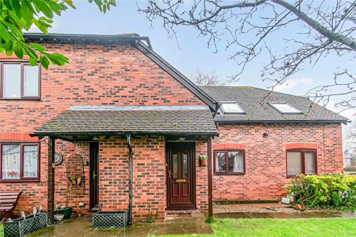 1 Bedroom Apartment For Sale In Salisbury Road, Hungerford, Berkshire, RG17