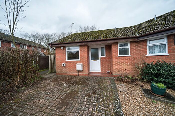 1 Bedroom Bungalow To Rent In Latham Road, Romsey, SO51