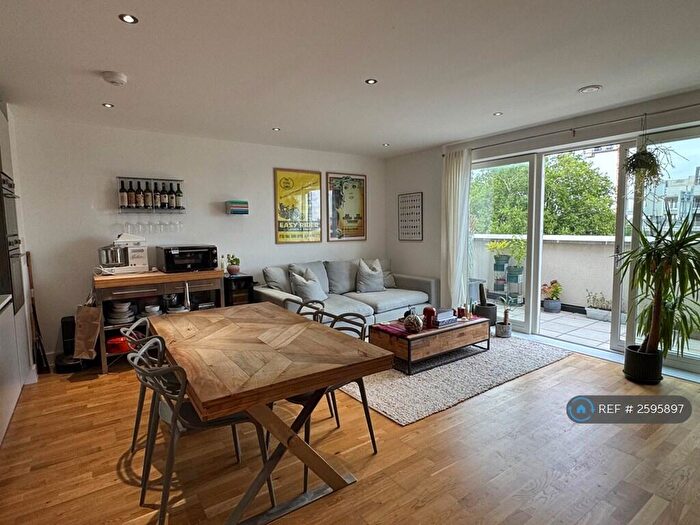 2 Bedroom Flat To Rent In Dalmeny Avenue, London, N7