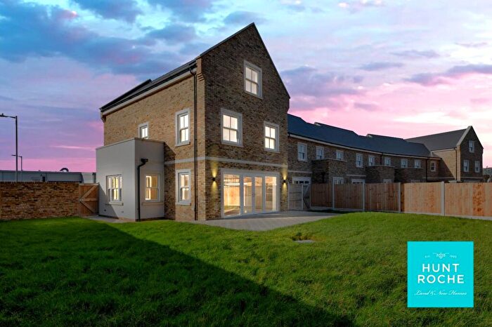 4 Bedroom Link Detached House For Sale In Artillery Place, New Garrison Road, Shoeburyness, Essex, SS3