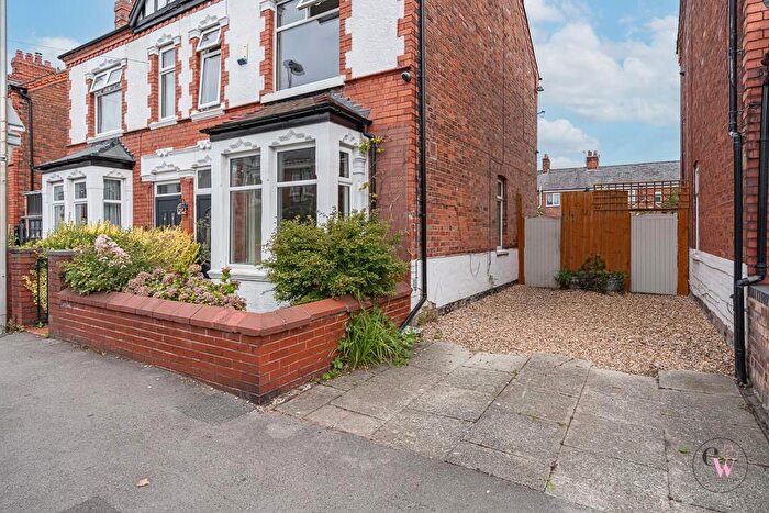 3 Bedroom Property For Sale In Darwin Street, Northwich, CW8