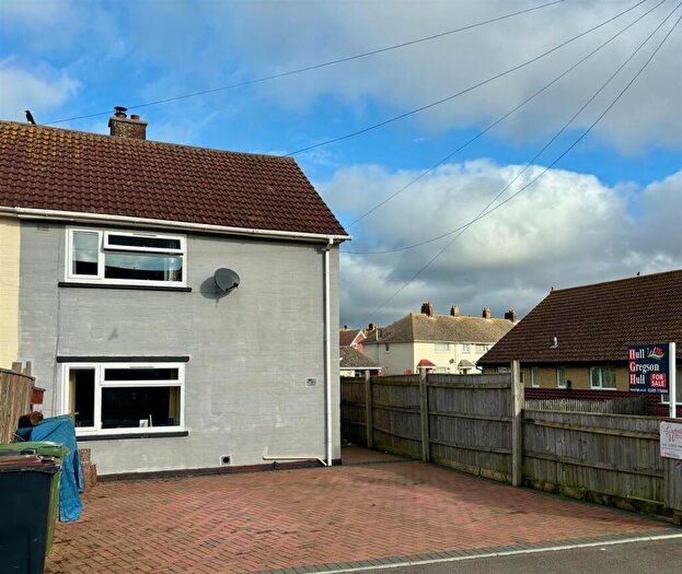 3 Bedroom End Of Terrace House For Sale In Ludlow Road, Weymouth, DT4