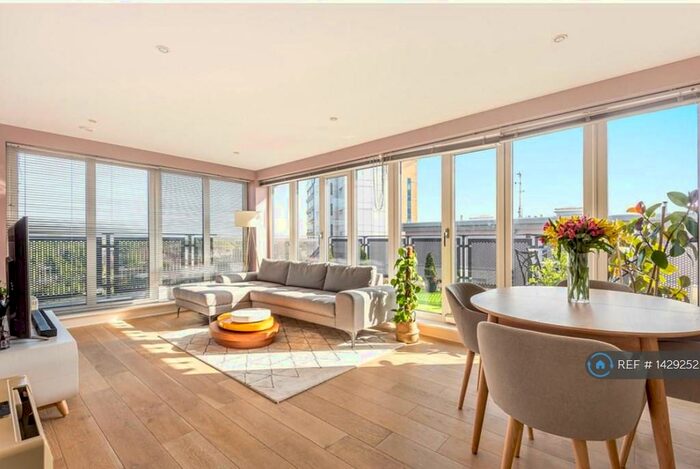 2 Bedroom Penthouse To Rent In Uno Apartments, Bromley, BR1