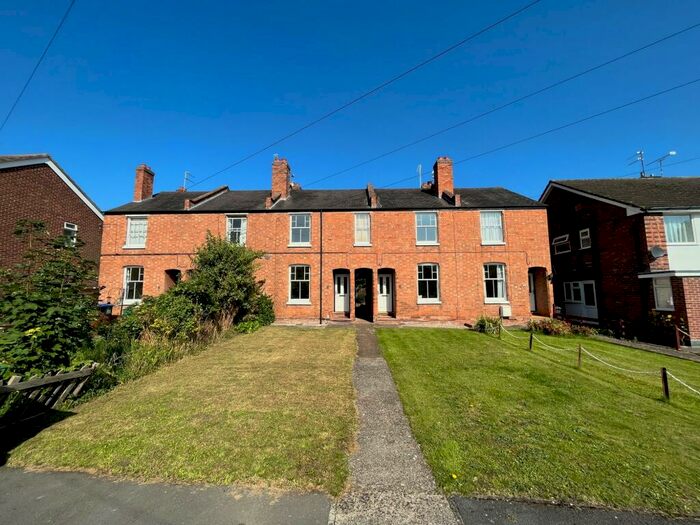 2 Bedroom Terraced House To Rent In Vine Lane, Warwick, CV34