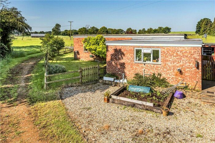 2 Bedroom Bungalow For Sale In Sigwells, Sherborne, DT9