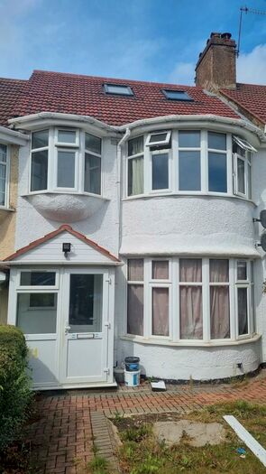 1 Bedroom Terraced House To Rent In Studio, Hay Lane, London., NW9