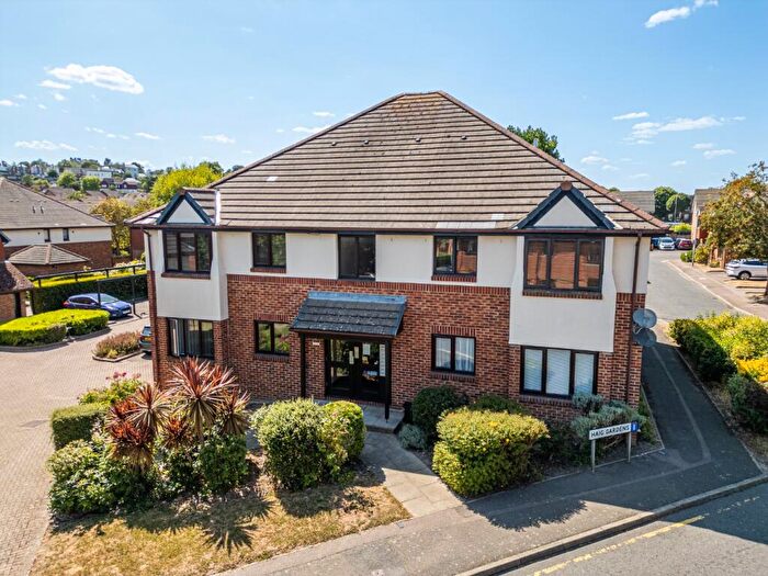 1 Bedroom Flat For Sale In Haig Gardens, Gravesend, Kent, DA12