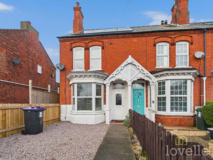 2 Bedroom End Of Terrace House For Sale In High Street, Mablethorpe, LN12