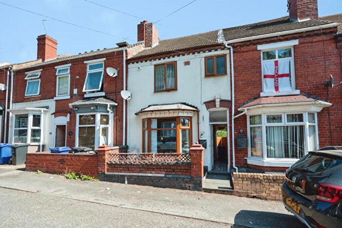 2 Bedroom Terraced House For Sale In Crescent Road, Dudley, DY2