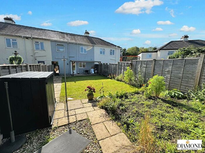 2 Bedroom Terraced House For Sale In Broad Lane, Tiverton, Devon, EX16