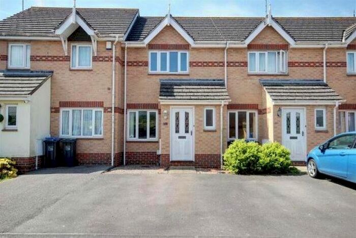 2 Bedroom Property To Rent In Varey Road, Worthing, BN13