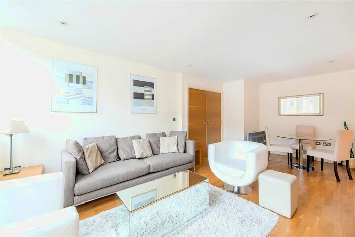 2 Bedroom Flat To Rent In Romney House, Marsham Street, Westminster, London, SW1P