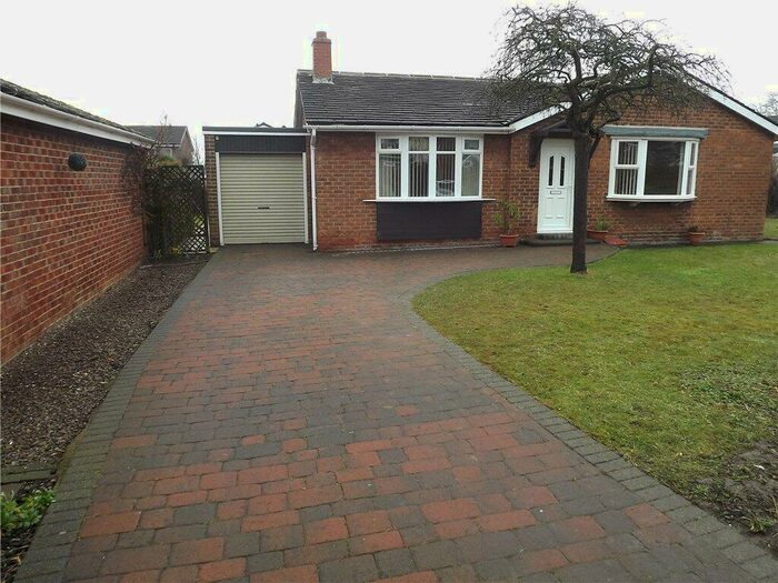 2 Bedroom Bungalow To Rent In Ashdown Avenue, Gilesgate, Co Durham, DH1