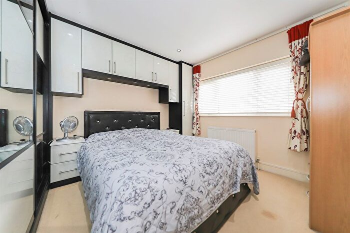 3 Bedroom Semi-Detached House For Sale In Deans Road, Wolverhampton, WV1