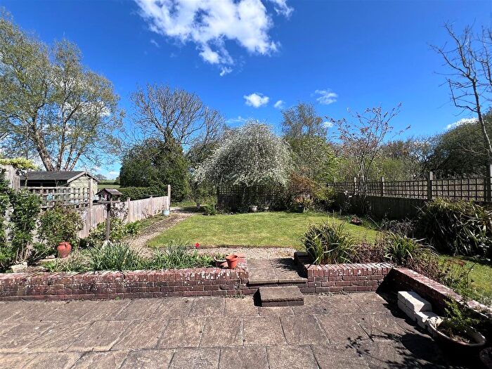 2 Bedroom Barn Conversion For Sale In Shorts Green Lane, Motcombe, Shaftesbury, SP7