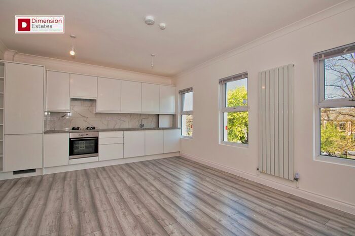 2 Bedroom Flat To Rent In Chalgrove Road, London, N17