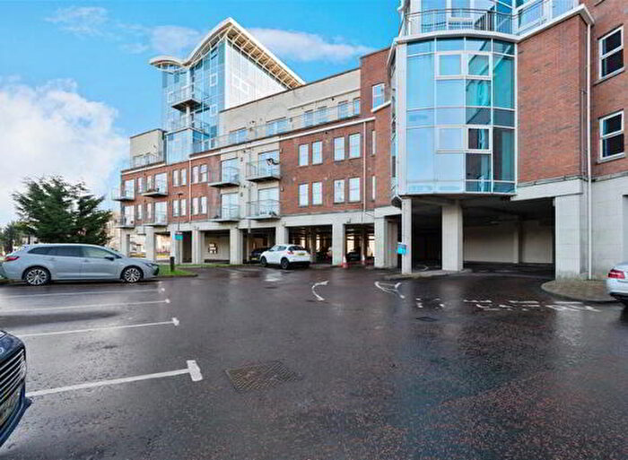 2 Bedroom Apartments For Sale In Apt Woodlands Manor, Stockmans Lane, Belfast, BT9