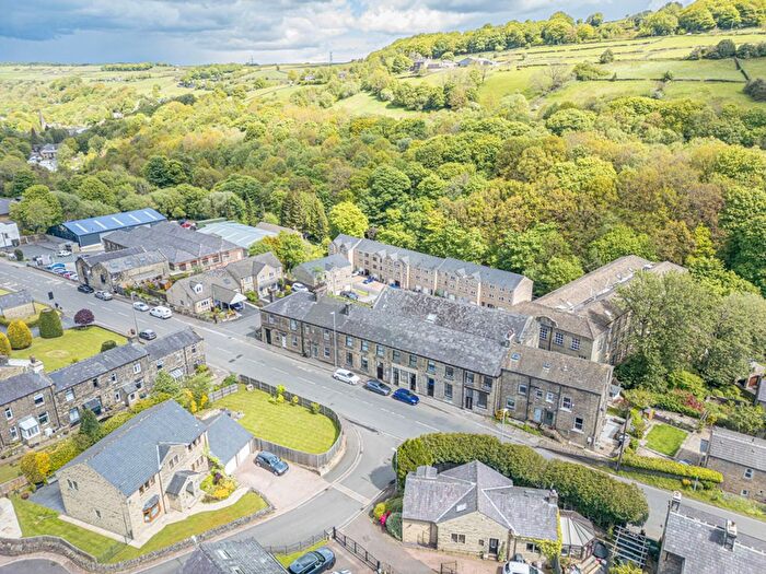 2 Bedroom Flat For Sale In Mill, Oldham Road, Ripponden, HX6