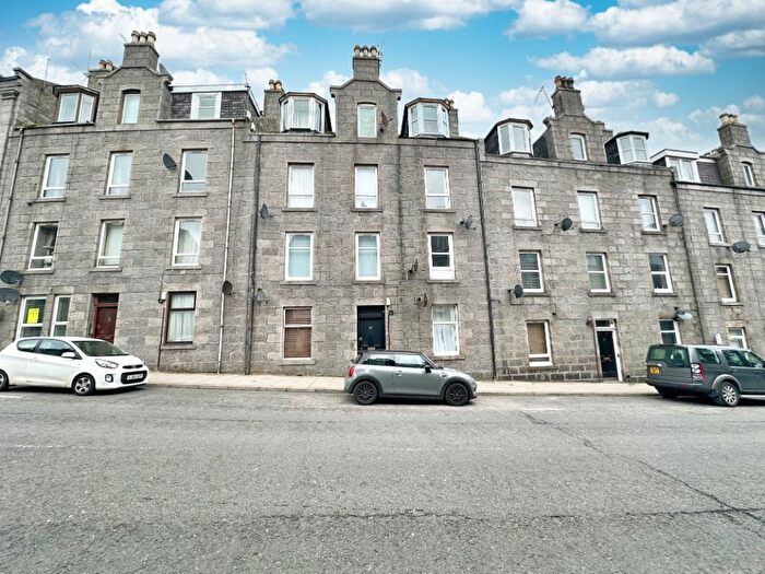 1 Bedroom Flat To Rent In Esslemont Avenue, Rosemount, Aberdeen, AB25